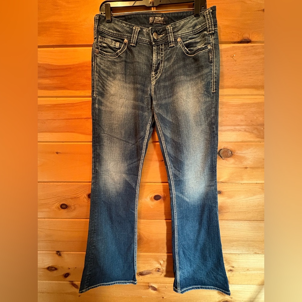 Silver Jeans Co. Suki Surplus bootcut jeans. Size W29/L32 99%cotton